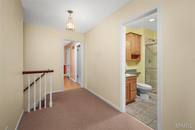 10465 Gregory Court, St Louis, MO 63128