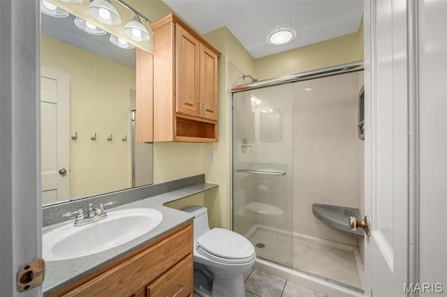 10465 Gregory Court, St Louis, MO 63128