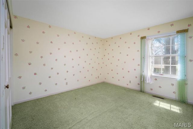 10465 Gregory Court, St Louis, MO 63128