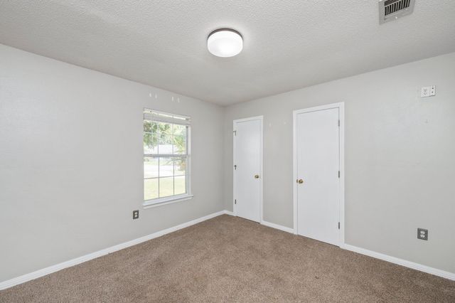 10 Flora Cove, Crestview, FL 32539