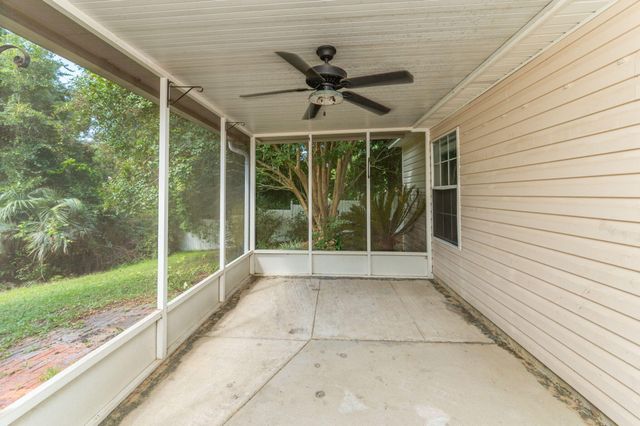 10 Flora Cove, Crestview, FL 32539