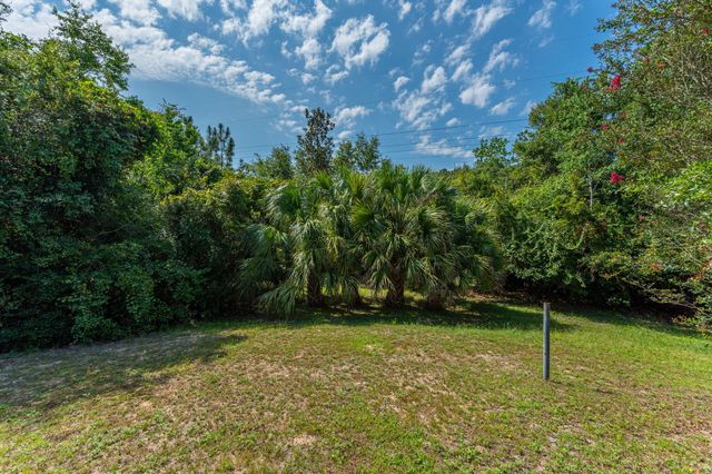 10 Flora Cove, Crestview, FL 32539