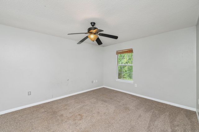 10 Flora Cove, Crestview, FL 32539