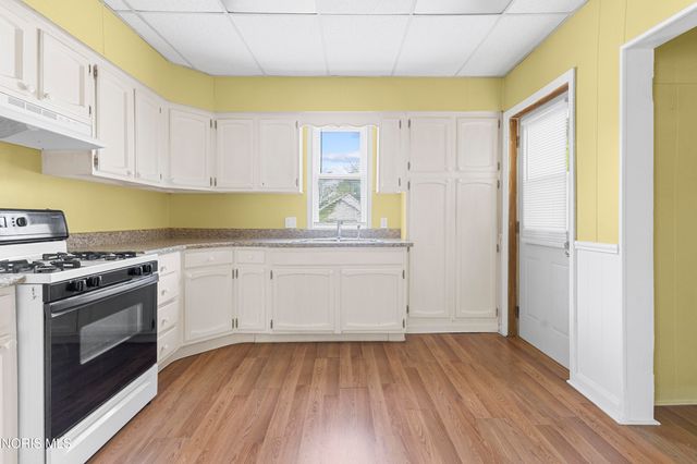 845 Rogers Street, Toledo, OH 43605