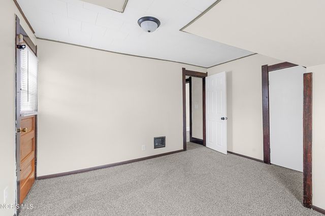 845 Rogers Street, Toledo, OH 43605