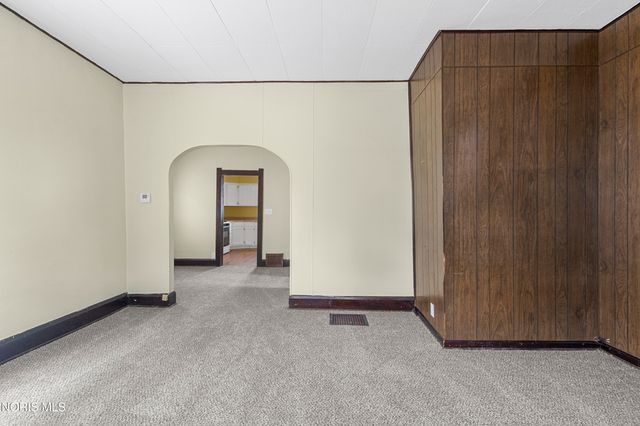 845 Rogers Street, Toledo, OH 43605