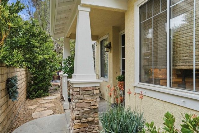 23143 Napa Drive, Valencia (santa Clarita), CA 91354