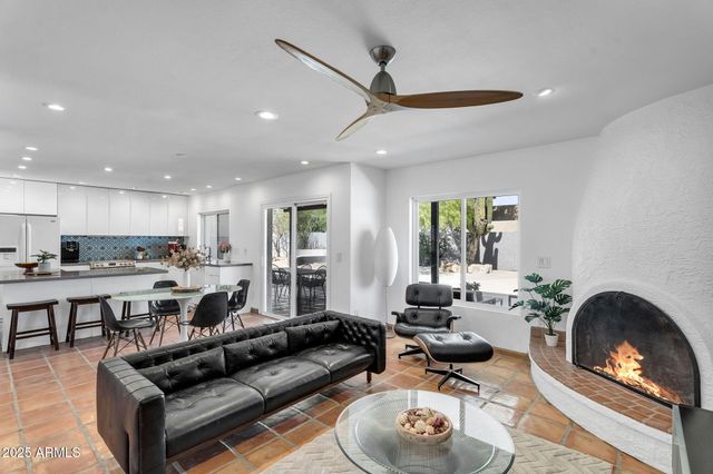 6071 E LUDLOW Drive, Scottsdale, AZ 85254