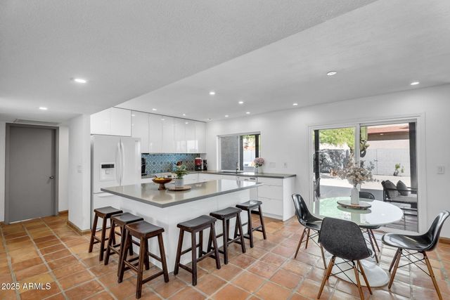 6071 E LUDLOW Drive, Scottsdale, AZ 85254