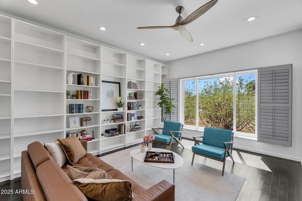 6071 E LUDLOW Drive, Scottsdale, AZ 85254