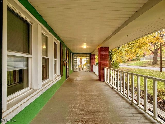 221 N Market Street, Lodi, OH 44254