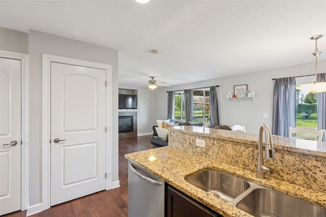 3005 SE Ridge Crest Street, Grimes, IA 50111