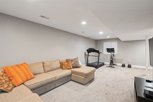 3005 SE Ridge Crest Street, Grimes, IA 50111