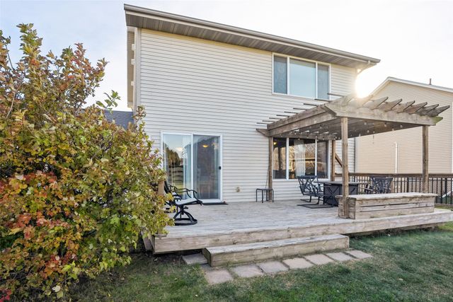 3005 SE Ridge Crest Street, Grimes, IA 50111