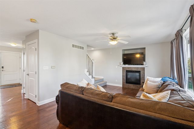 3005 SE Ridge Crest Street, Grimes, IA 50111