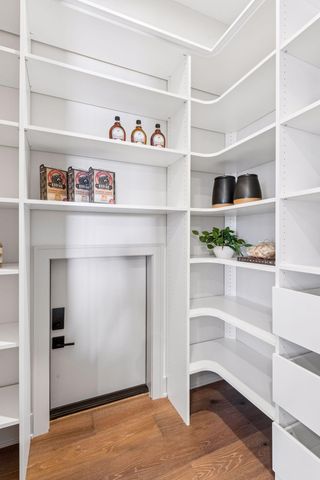 1973 Leaping Deer Circle, Medina, MN 55340