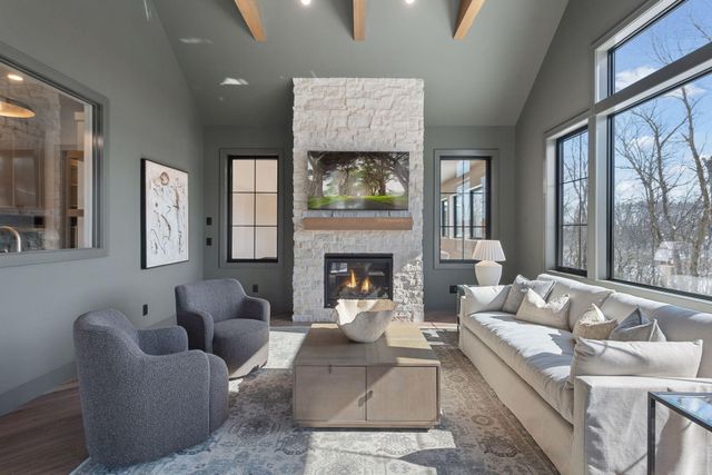 1973 Leaping Deer Circle, Medina, MN 55340