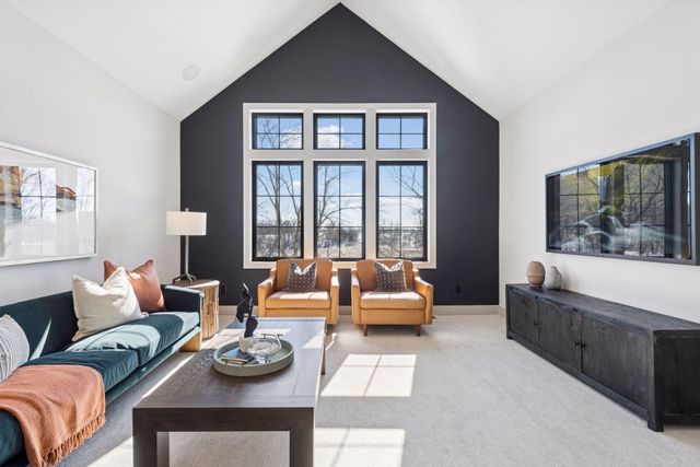 1973 Leaping Deer Circle, Medina, MN 55340