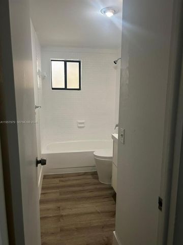 8045 SW 107th Ave 115, Miami, FL 33173