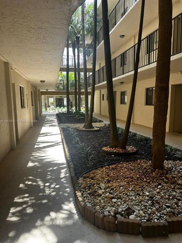 8045 SW 107th Ave 115, Miami, FL 33173