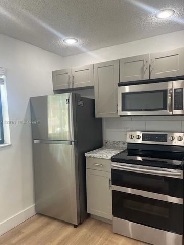 8045 SW 107th Ave 115, Miami, FL 33173