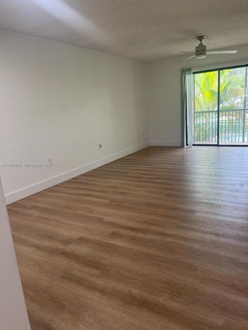 8045 SW 107th Ave 115, Miami, FL 33173