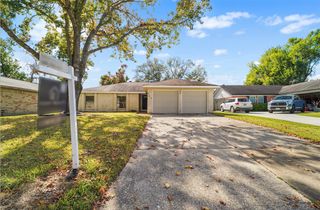 327 Windward Drive, League City, TX 77573