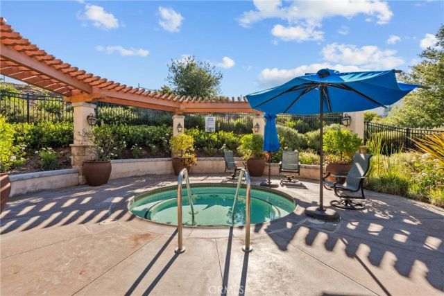 24557 Rosette, Valencia, CA 91354