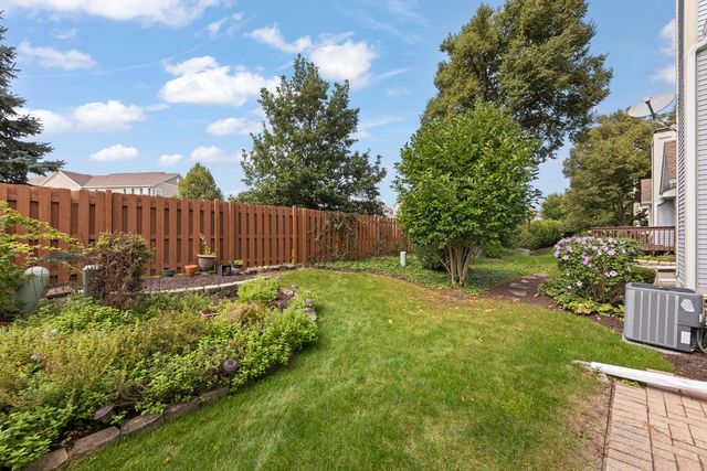 314 CIMARRON Road, Lombard, IL 60148