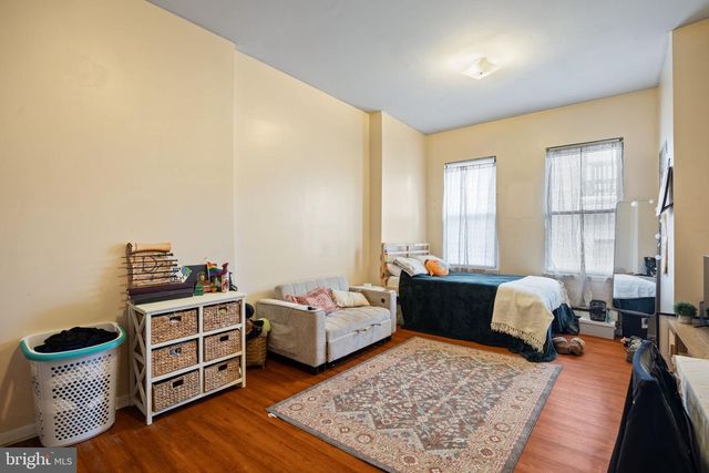 1803 S BROAD ST, Philadelphia, PA 19148