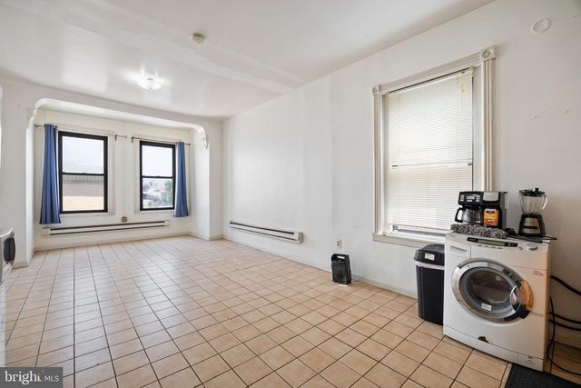 1803 S BROAD ST, Philadelphia, PA 19148