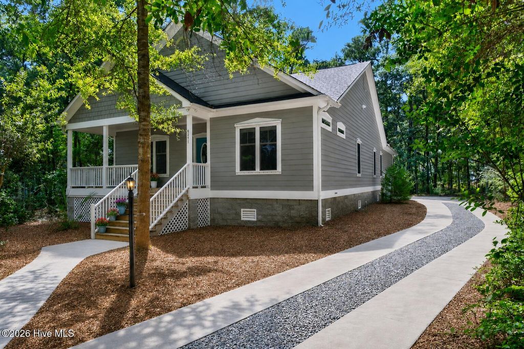 6271 Cattail Court, Southport, NC 28461