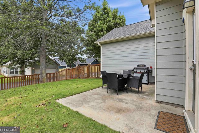 91 Creekside Way, Newnan, GA 30265