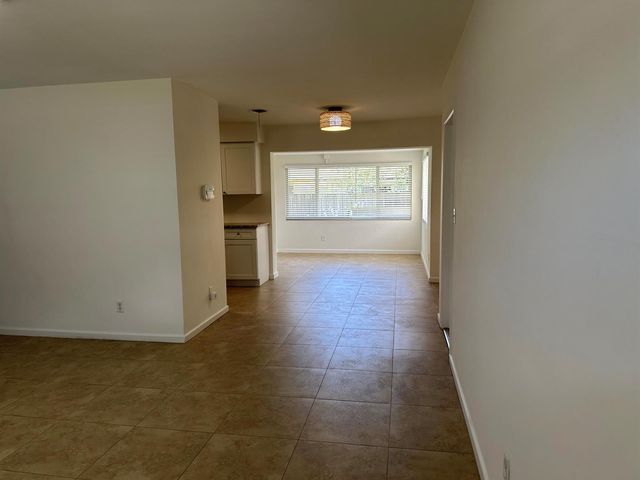 2745 Atlantic Boulevard, Vero Beach, FL 32960