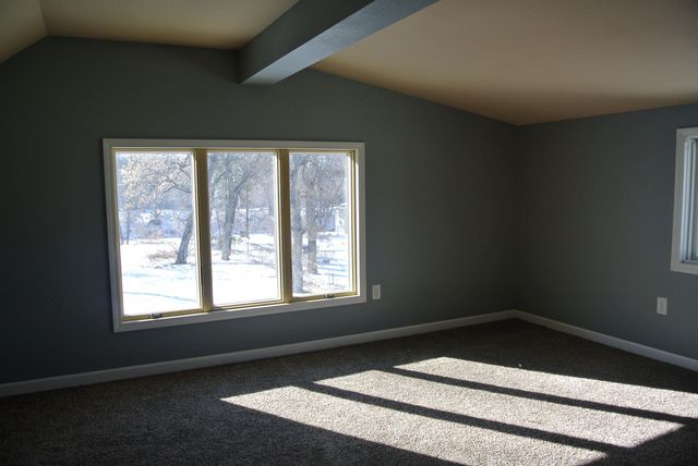 1217 5th, Minot, ND 58703