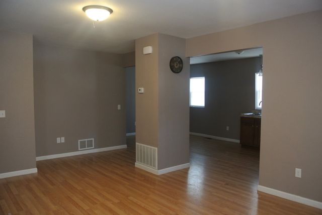 1217 5th, Minot, ND 58703