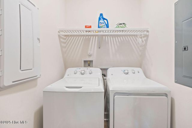 127 NW 20th Street, Oak Island, NC 28465