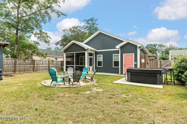 127 NW 20th Street, Oak Island, NC 28465