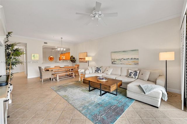 4700 YACHT HARBOR DR 612, Naples, FL 34112