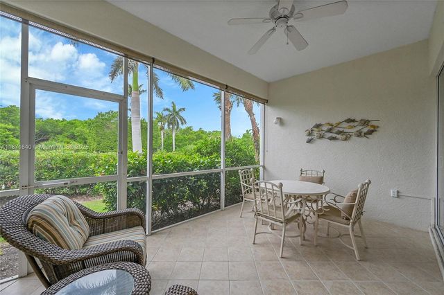 4700 YACHT HARBOR DR 612, Naples, FL 34112