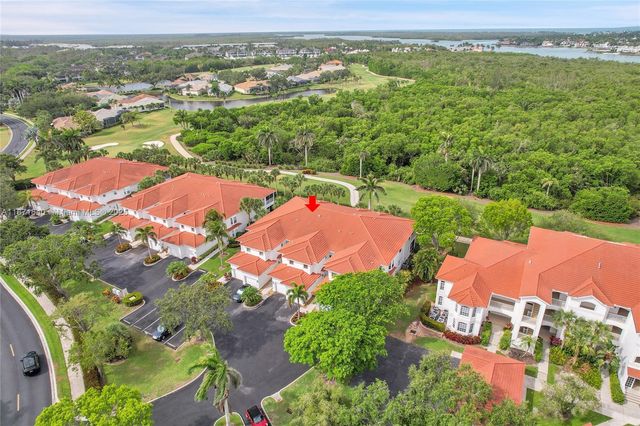 4700 YACHT HARBOR DR 612, Naples, FL 34112