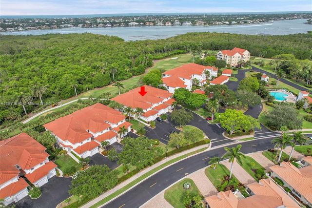 4700 YACHT HARBOR DR 612, Naples, FL 34112