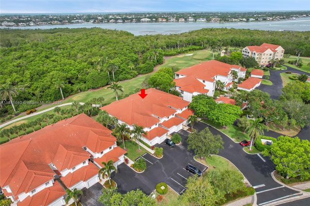 4700 YACHT HARBOR DR 612, Naples, FL 34112
