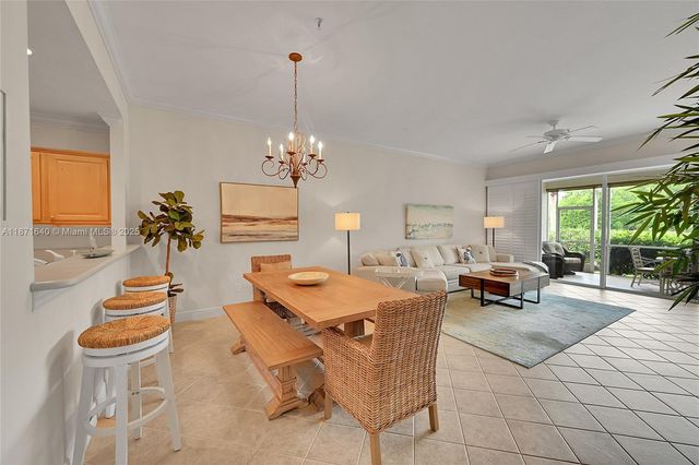 4700 YACHT HARBOR DR 612, Naples, FL 34112