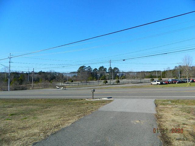 2660 NE Benton Pike NE, Cleveland, TN 37323