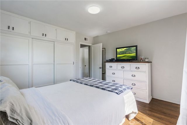 4715 Oakwood Place, Riverside, CA 92506