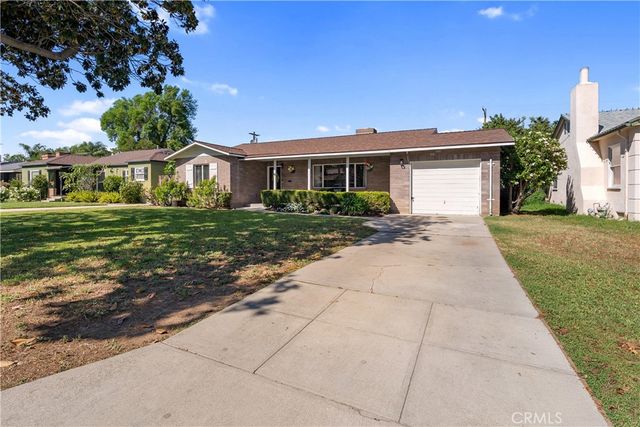 4715 Oakwood Place, Riverside, CA 92506