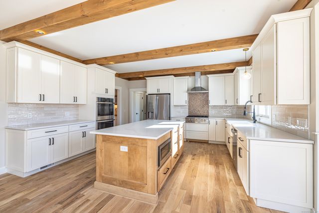 Pear Grove, East Lyme, CT 06333