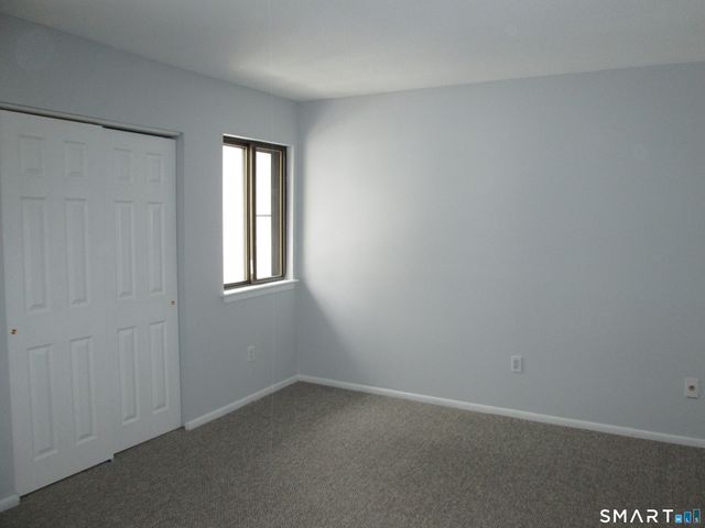 285 Queen Street 4F, Southington, CT 06489