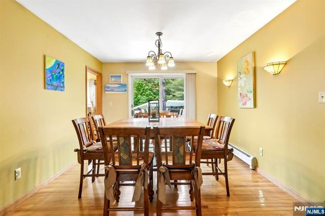 123 Midwood Road, Paramus, NJ 07652